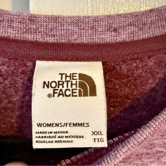 The North Face Heritage Patch Crewneck Sweatshirt - Picture 3 of 4